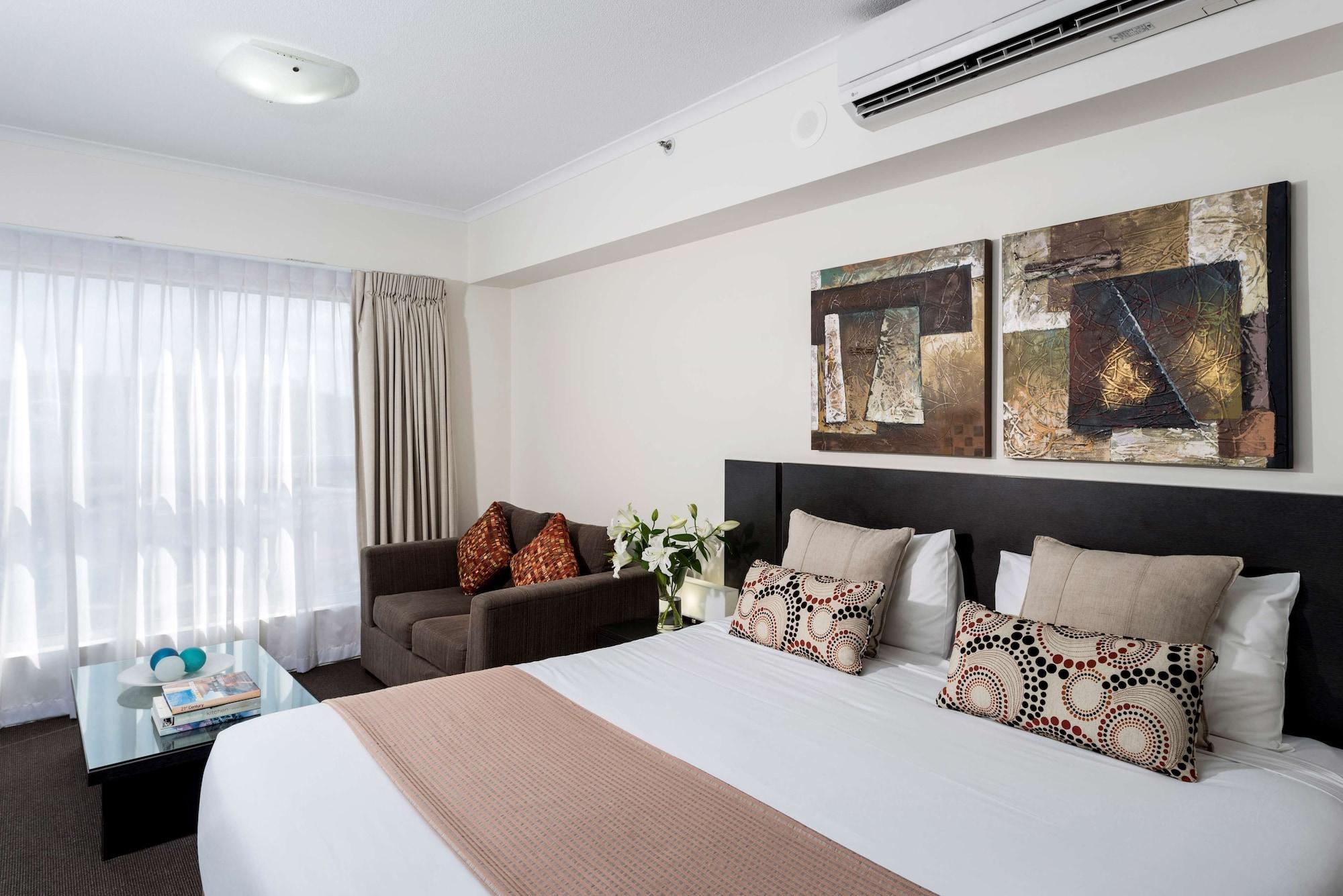 Oaks Ipswich Aspire Suites Bagian luar foto