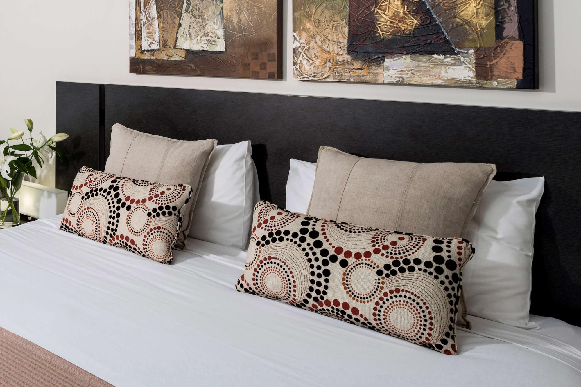 Oaks Ipswich Aspire Suites Bagian luar foto