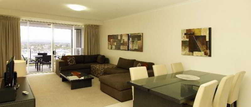 Oaks Ipswich Aspire Suites Bagian luar foto