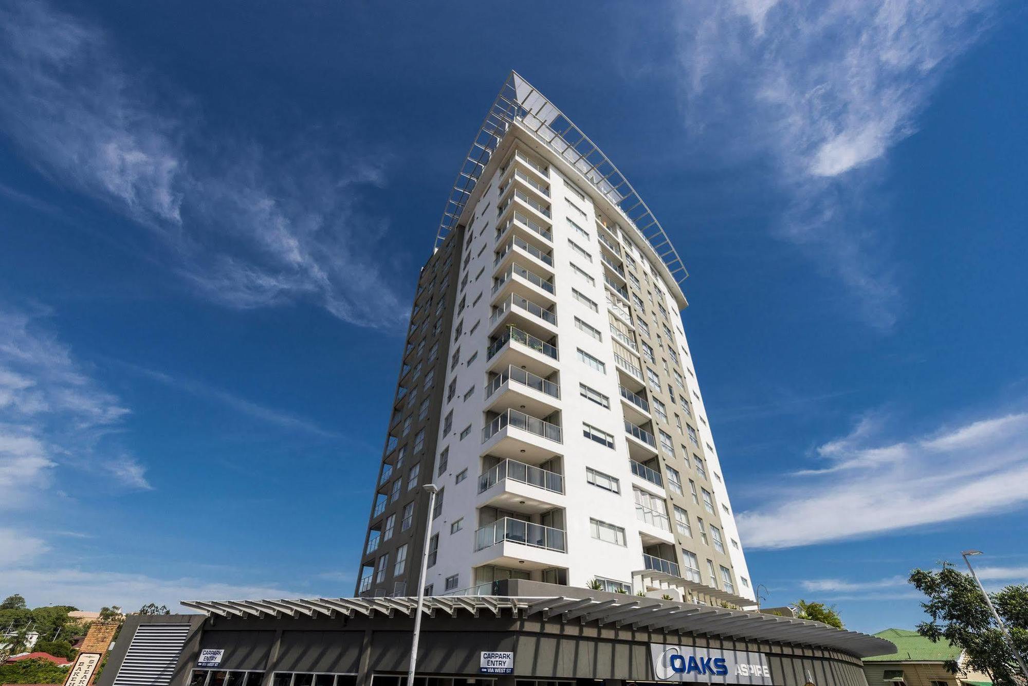 Oaks Ipswich Aspire Suites Bagian luar foto