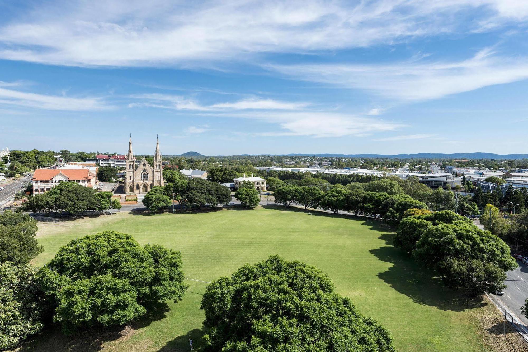 Oaks Ipswich Aspire Suites Bagian luar foto