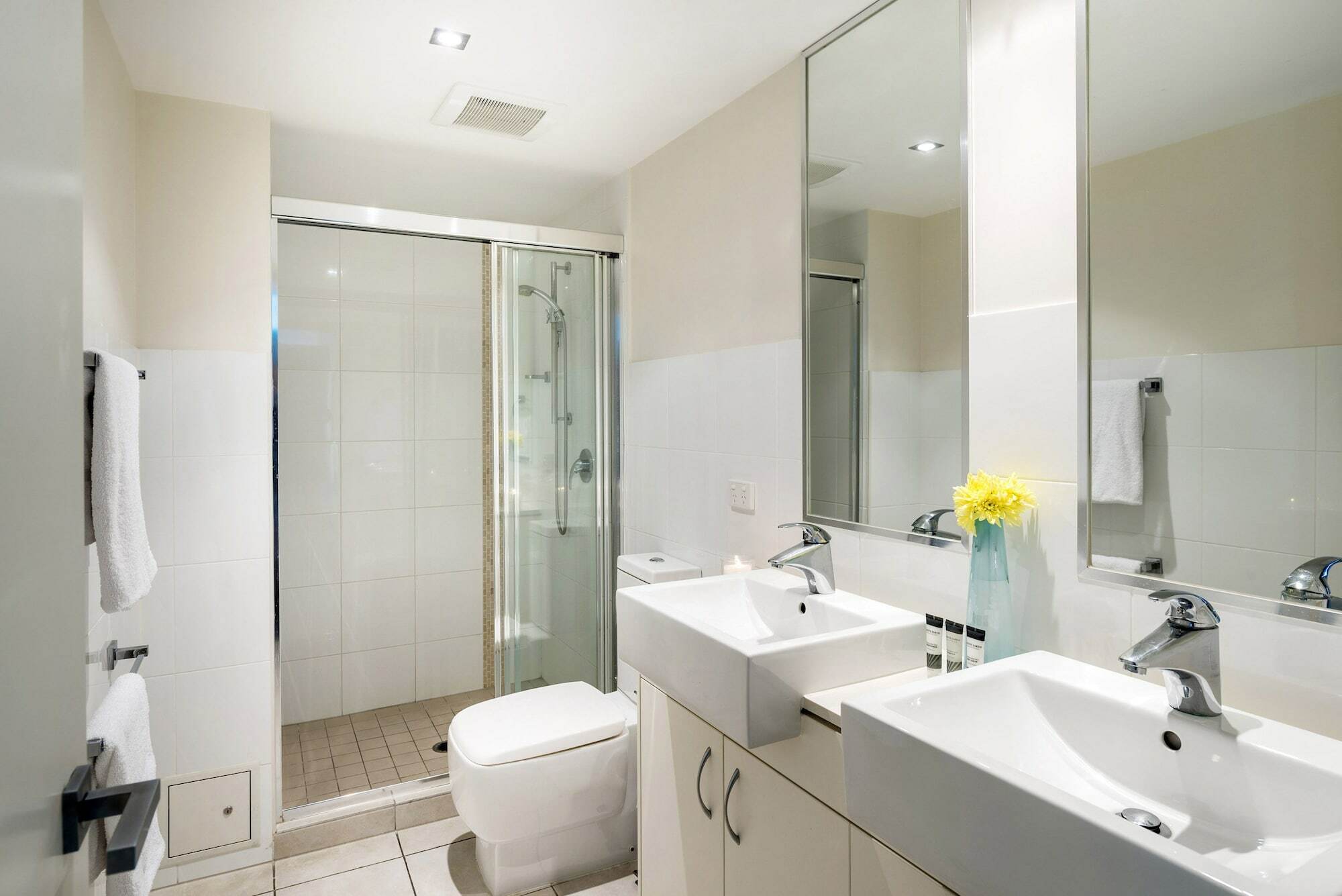 Oaks Ipswich Aspire Suites Bagian luar foto