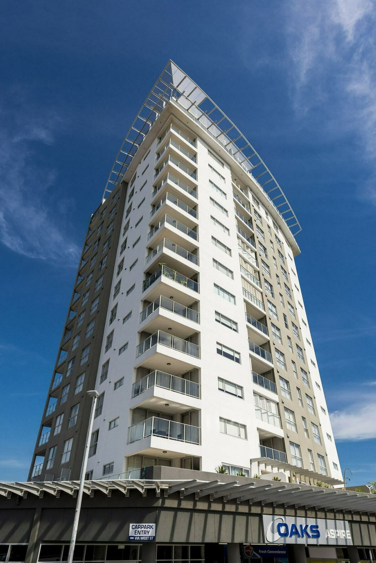 Oaks Ipswich Aspire Suites Bagian luar foto