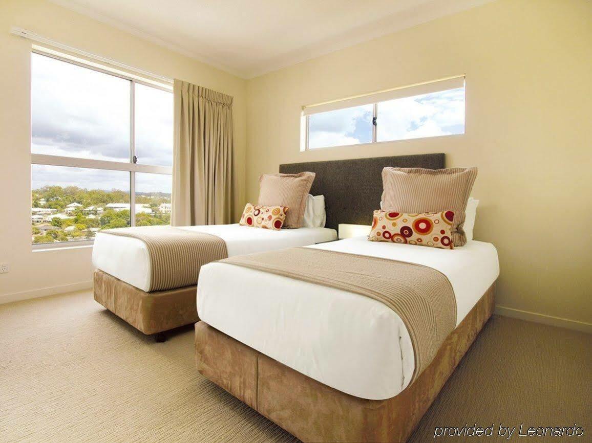 Oaks Ipswich Aspire Suites Bagian luar foto